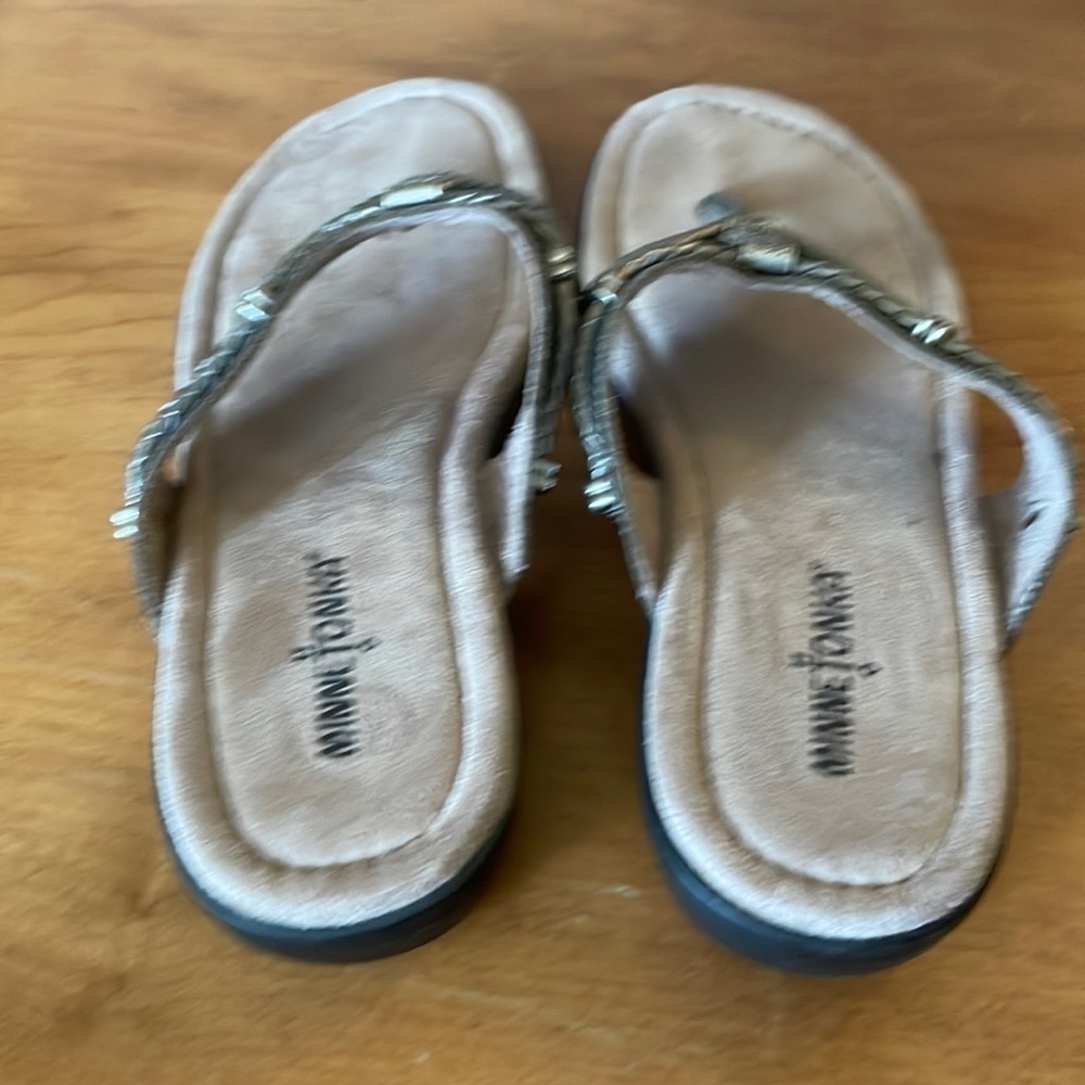 MINNETONKA Sandals Size 9 - Picture 4 of 11